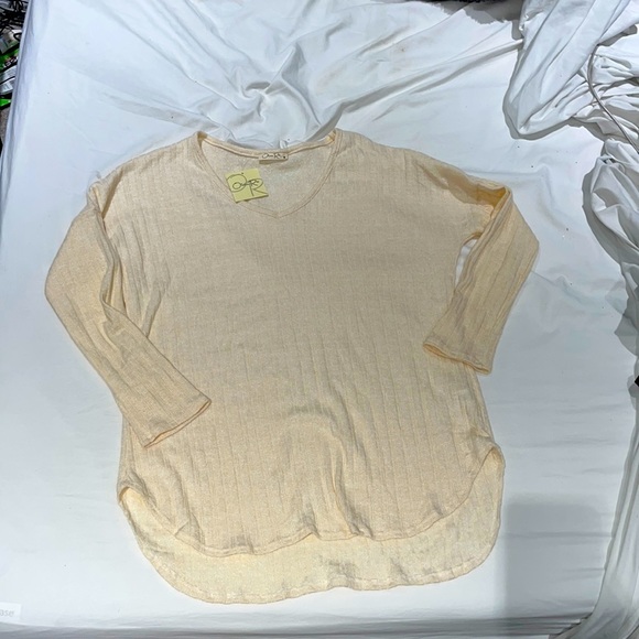 Olivia ray longsleeve - Picture 1 of 3